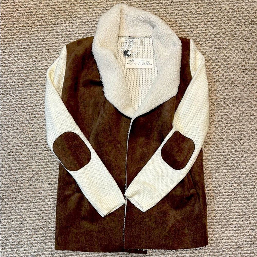 Simply Noelle White Sherpa Vest